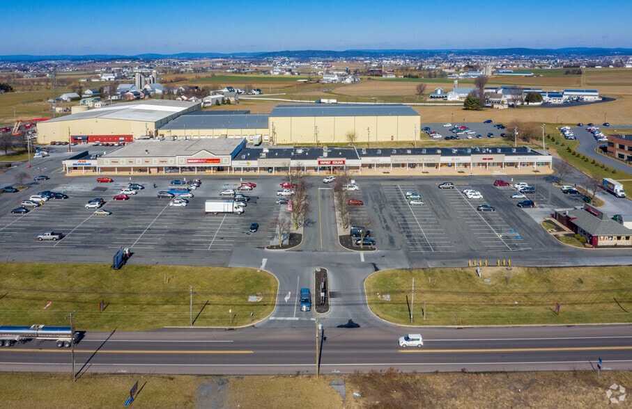 653-685 W Main St, New Holland, PA for lease - Aerial - Image 3 of 10