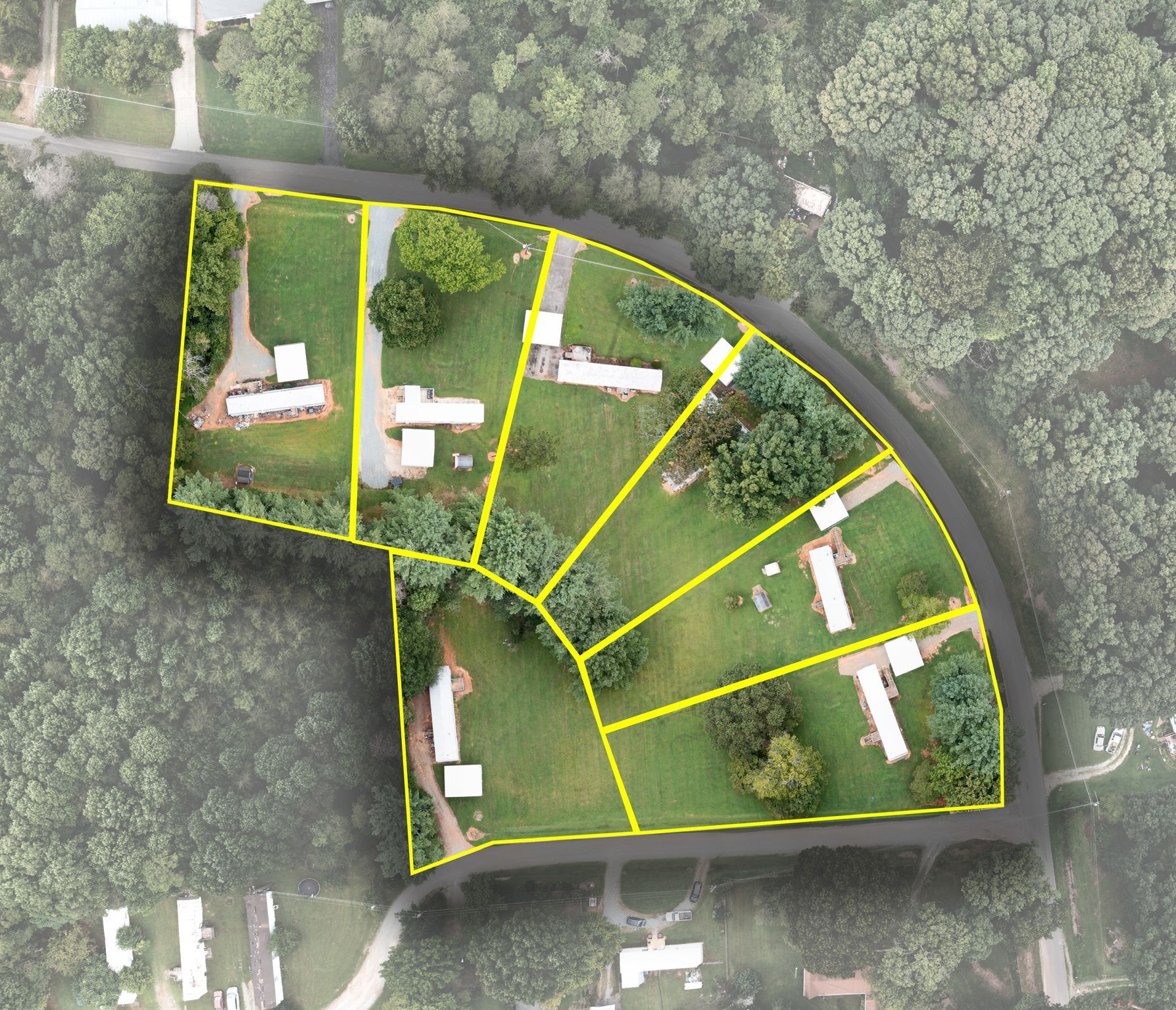 7 Lots and 7 Leased Mobile Homes portefeuille de 7 propriétés à vendre sur LoopNet.ca Photo du bâtiment- Image 1 de 38