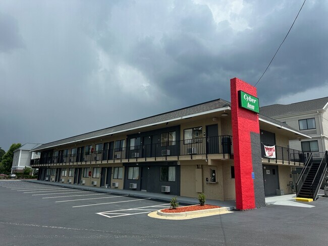 Plus de détails pour 2560 Center West Pky, Augusta, GA - Services hôteliers à vendre