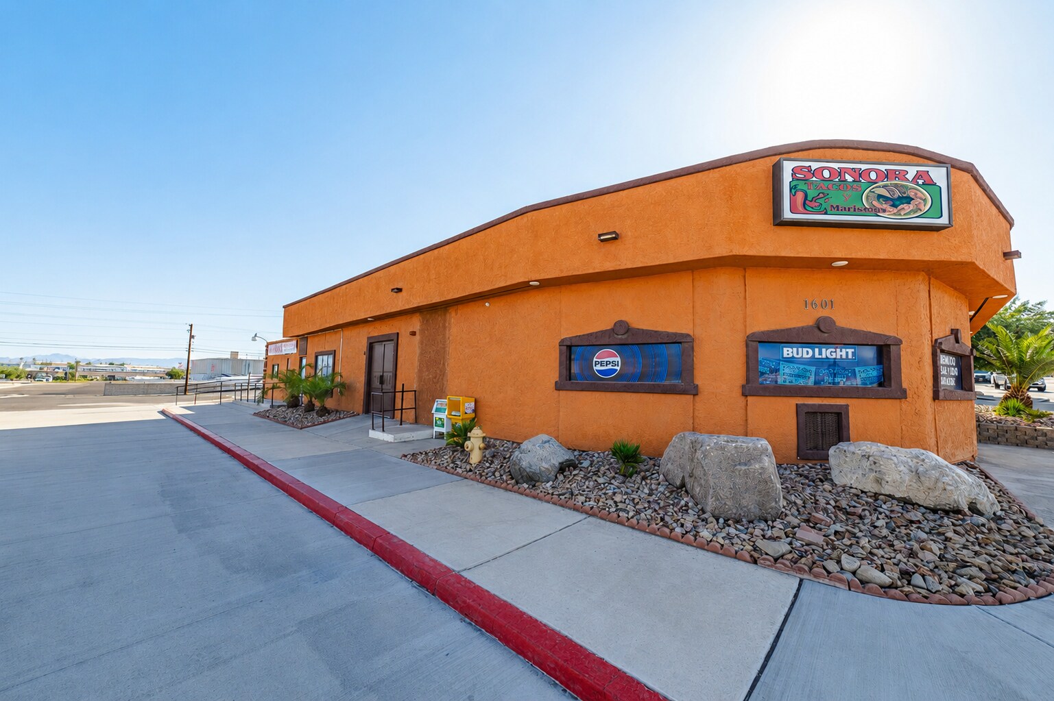 1601 Industrial Blvd, Lake Havasu City, AZ à vendre Photo du bâtiment- Image 1 de 19