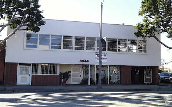 8844 Olympic Blvd, Beverly Hills, CA for sale - Building Photo - Image 2 of 5