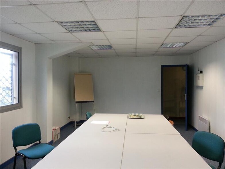 Bureau dans Vertou à louer - Photo du bâtiment - Image 3 de 7