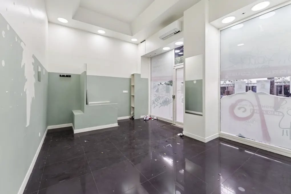 Paris, PAR 75001 - Unité 01 - - Photo intérieure - Image 1 of 4