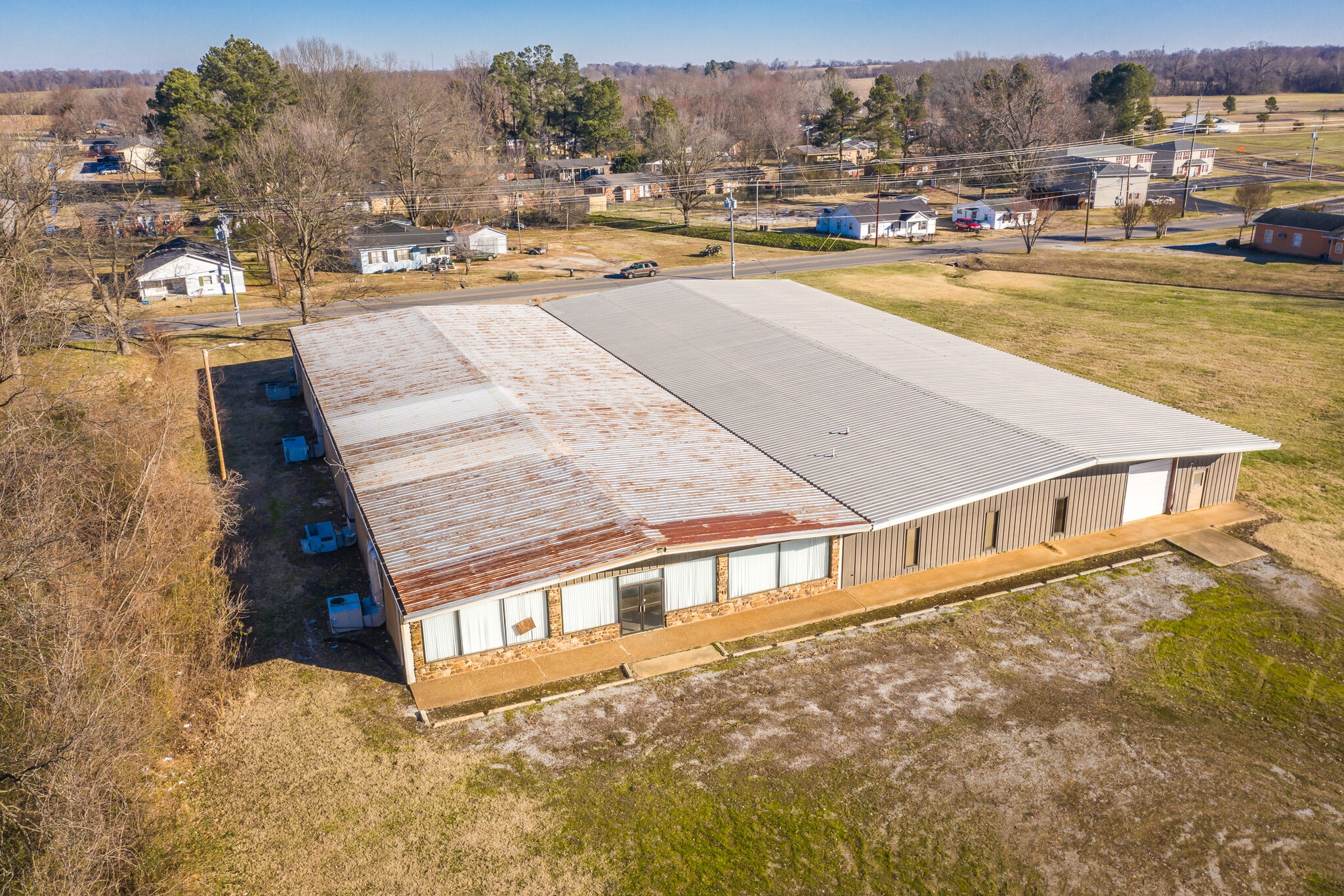 1009 N Washington Ave, Brownsville, TN for lease Building Photo- Image 1 of 17