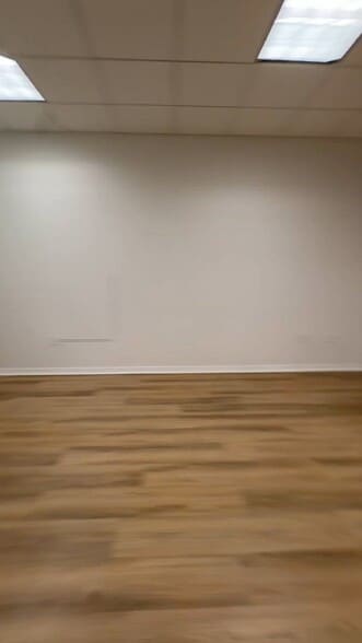 440 NE 4th Ave, Fort Lauderdale, FL for lease - Commercial Listing Video - Image 2 of 20