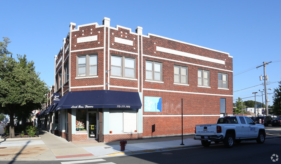 4936-4950 W Irving Park Rd, Chicago, IL for lease - Building Photo - Image 2 of 4