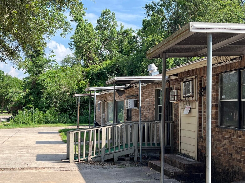 9305 N Wayside Dr, Houston, TX for sale - Primary Photo - Image 1 of 12