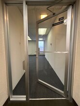 4001 W Devon Ave, Chicago, IL for lease Building Photo- Image 2 of 4