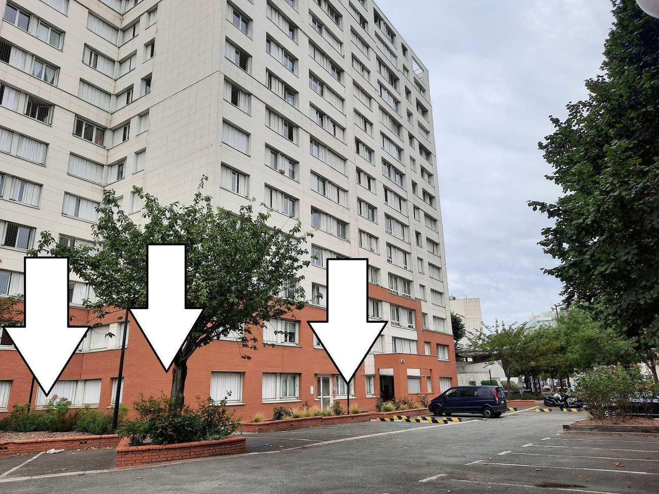 Boulevard Gallieni, Issy-les-Moulineaux for lease Building Photo- Image 1 of 4