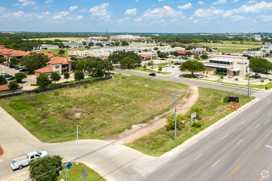 Wonderworld Dr. & Hunter Rd, San Marcos, TX à vendre - Photo principale - Image 1 de 1