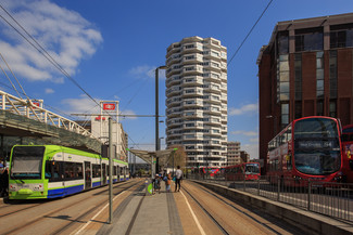 Plus de détails pour 12-16 Addiscombe Rd, Croydon - Bureau à louer