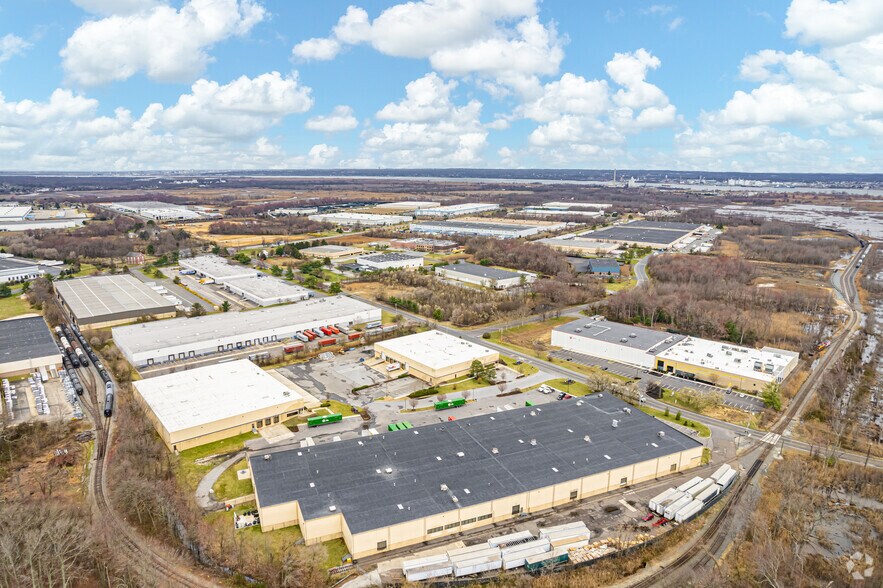 530 Pedricktown Rd, Bridgeport, NJ à louer - Aérien - Image 2 de 4