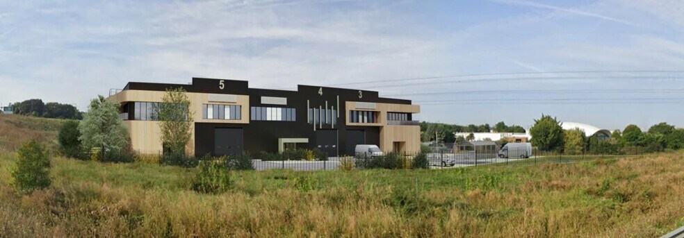 Route De Villevaudé, Villeparisis for lease - Building Photo - Image 3 of 6