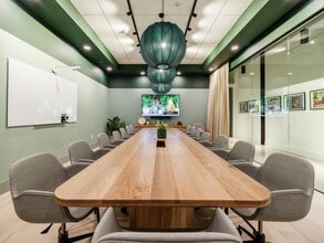837 N 34th St, Seattle, WA for lease Interior Photo- Image 1 of 4