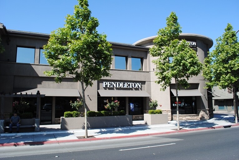 145 El Camino Real, Menlo Park, CA à louer - Photo du bâtiment - Image 2 de 6
