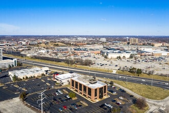 477 E Butterfield Rd, Lombard, IL - Aérien  Vue de la carte