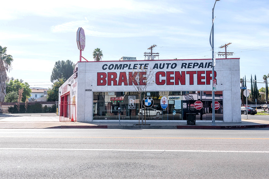 18556 Ventura Blvd, Tarzana, CA for sale - Building Photo - Image 1 of 1