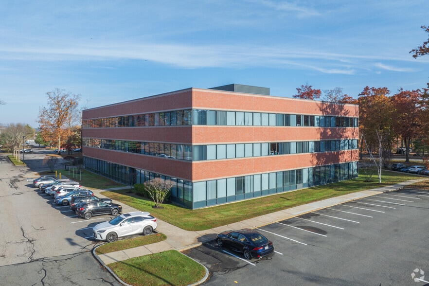 40 Shattuck Rd, Andover, MA à louer - Photo du bâtiment - Image 2 de 31