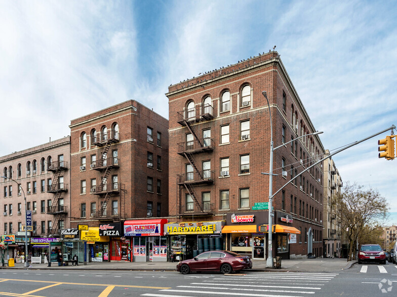 1591-1599 Saint Nicholas Ave, New York, NY à louer - Photo principale - Image 2 de 4