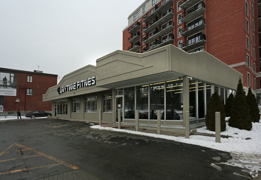 901 Carling Ave, Ottawa, ON for lease - Primary Photo - Image 1 of 4
