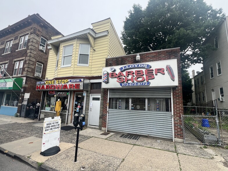 97 4th Ave, East Orange, NJ à vendre - Photo du bâtiment - Image 2 de 4
