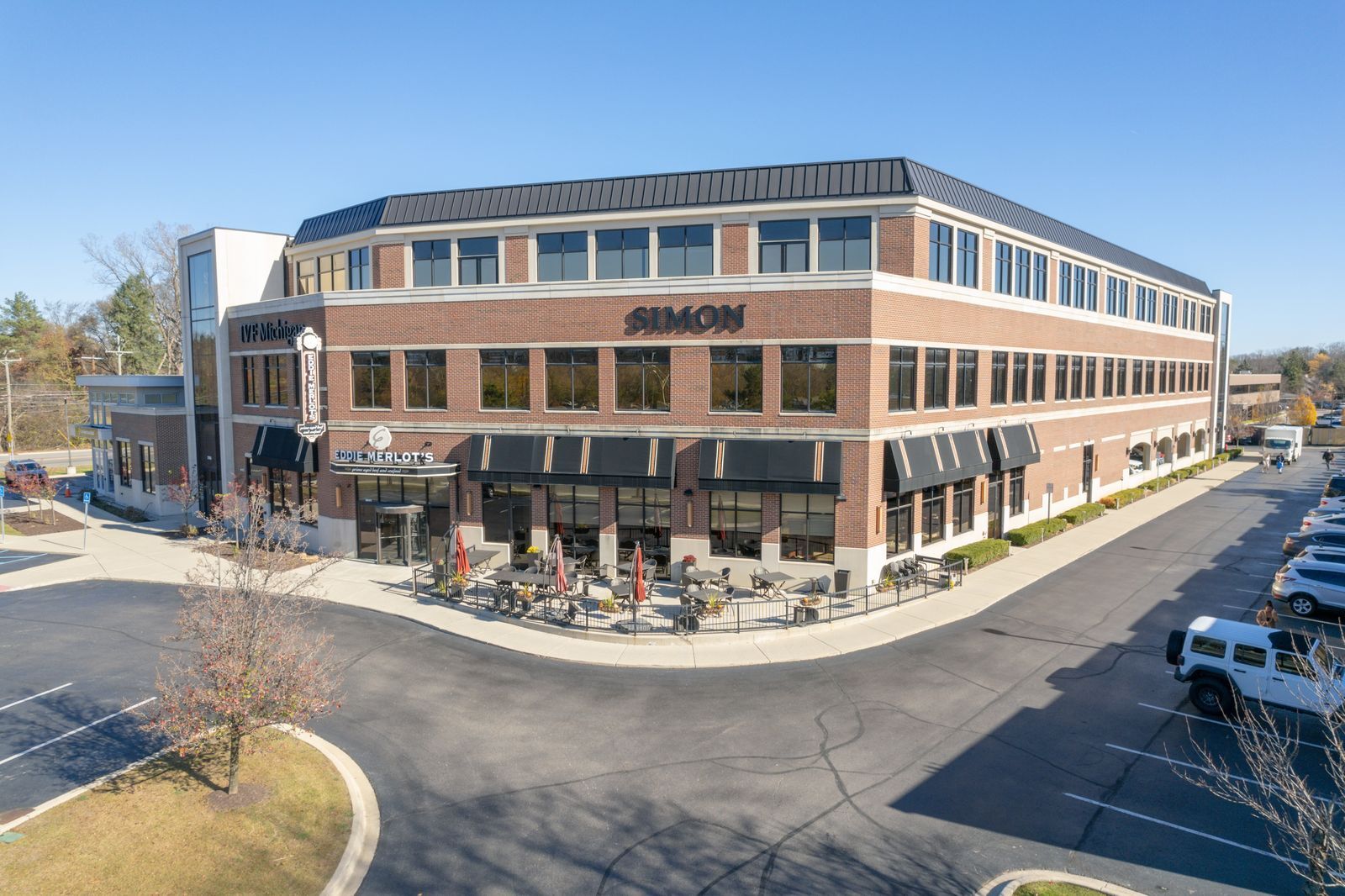 37000 Woodward Ave, Bloomfield Hills, MI for lease Building Photo- Image 1 of 10