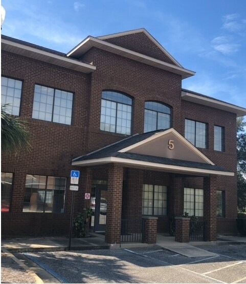 1101 Gulf Breeze Pky, Gulf Breeze, FL à vendre - Photo du bâtiment - Image 2 de 2