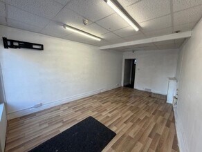 2-18 Cavendish St, Chesterfield à louer Photo intérieure- Image 2 de 3