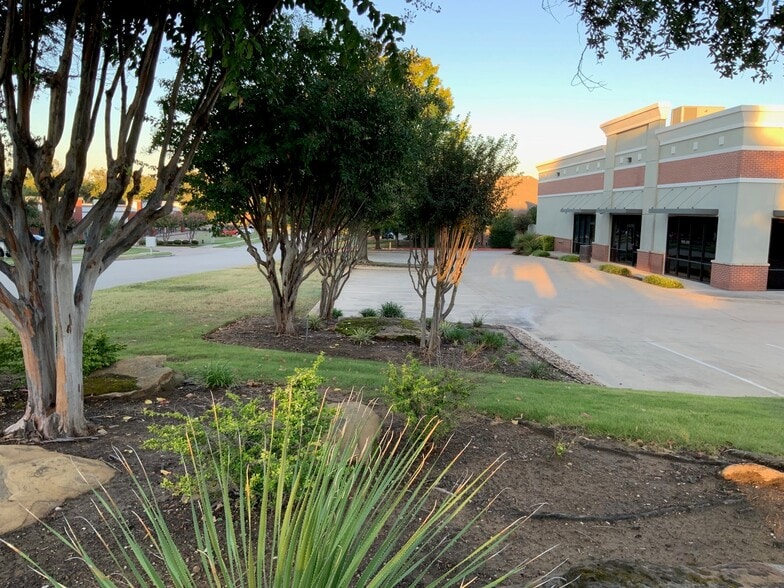 540 S Nolen Dr, Southlake, TX for lease - Building Photo - Image 3 of 11