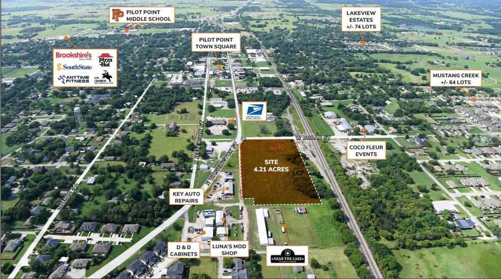 W Broad St, Pilot Point, TX for sale - Building Photo - Image 1 of 3