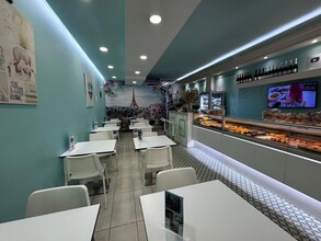 Retail in Terrassa, Barcelona for lease Interior Photo- Image 2 of 11