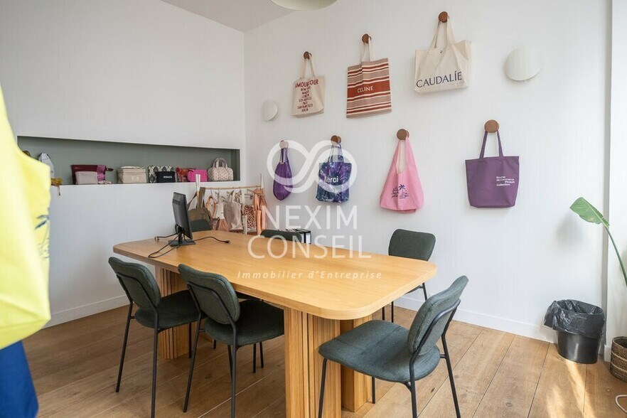 Industrial in Paris for lease - Building Photo - Image 3 of 15