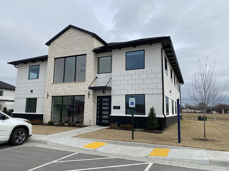 7647 E 126th St S, Bixby, OK à vendre - Photo du bâtiment - Image 1 de 5