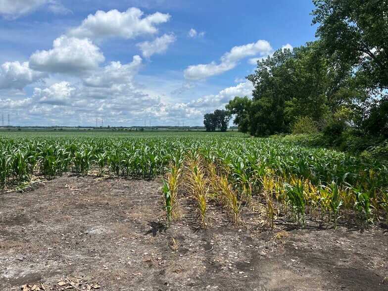 351 S 100 W, Valparaiso, IN à vendre - Photo du bâtiment - Image 2 de 5