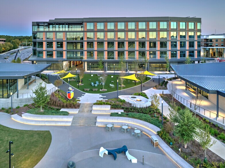 Davis Dr, Research Triangle Park, NC à louer - Photo du bâtiment - Image 2 de 12