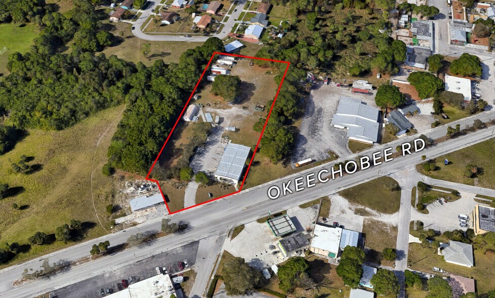 2904 Okeechobee Rd, Fort Pierce, FL à vendre - Aérien - Image 1 de 2
