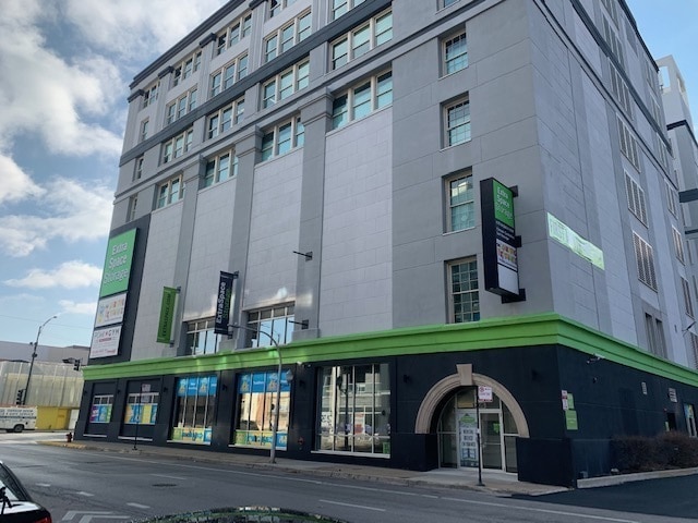 310 S Racine Ave, Chicago, IL à louer - Photo du bâtiment - Image 2 de 12