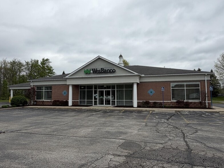 7075 Aurora Rd, Aurora, OH for sale - Building Photo - Image 1 of 13