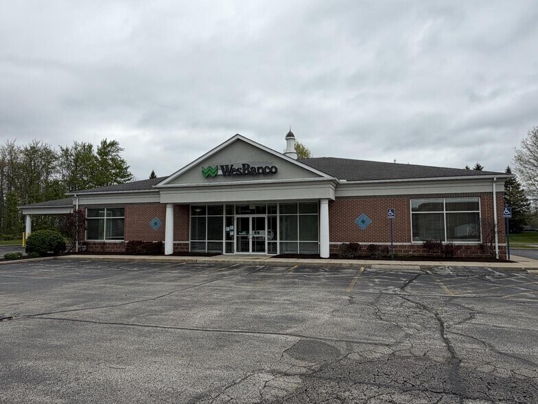 7075 Aurora Rd, Aurora, OH à vendre - Photo du bâtiment - Image 1 de 13