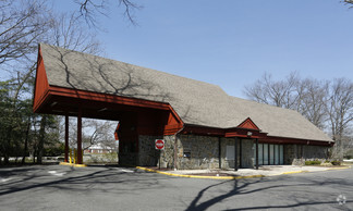 More details for 9 Wrangle Brook Rd, Toms River, NJ - Retail for Lease