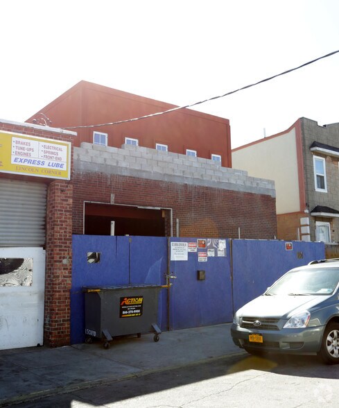9028 Krier Pl, Brooklyn, NY for lease - Building Photo - Image 2 of 4