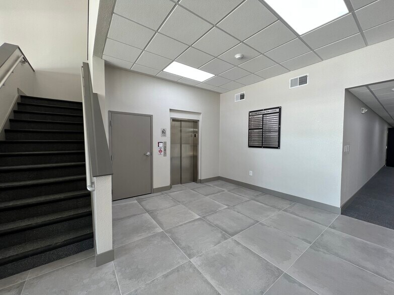 27511 Holiday Ln, Perrysburg, OH à louer - Photo intérieure - Image 2 de 4