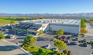 Plus de détails pour 2451 Bert Dr, Hollister, CA - Industriel à louer