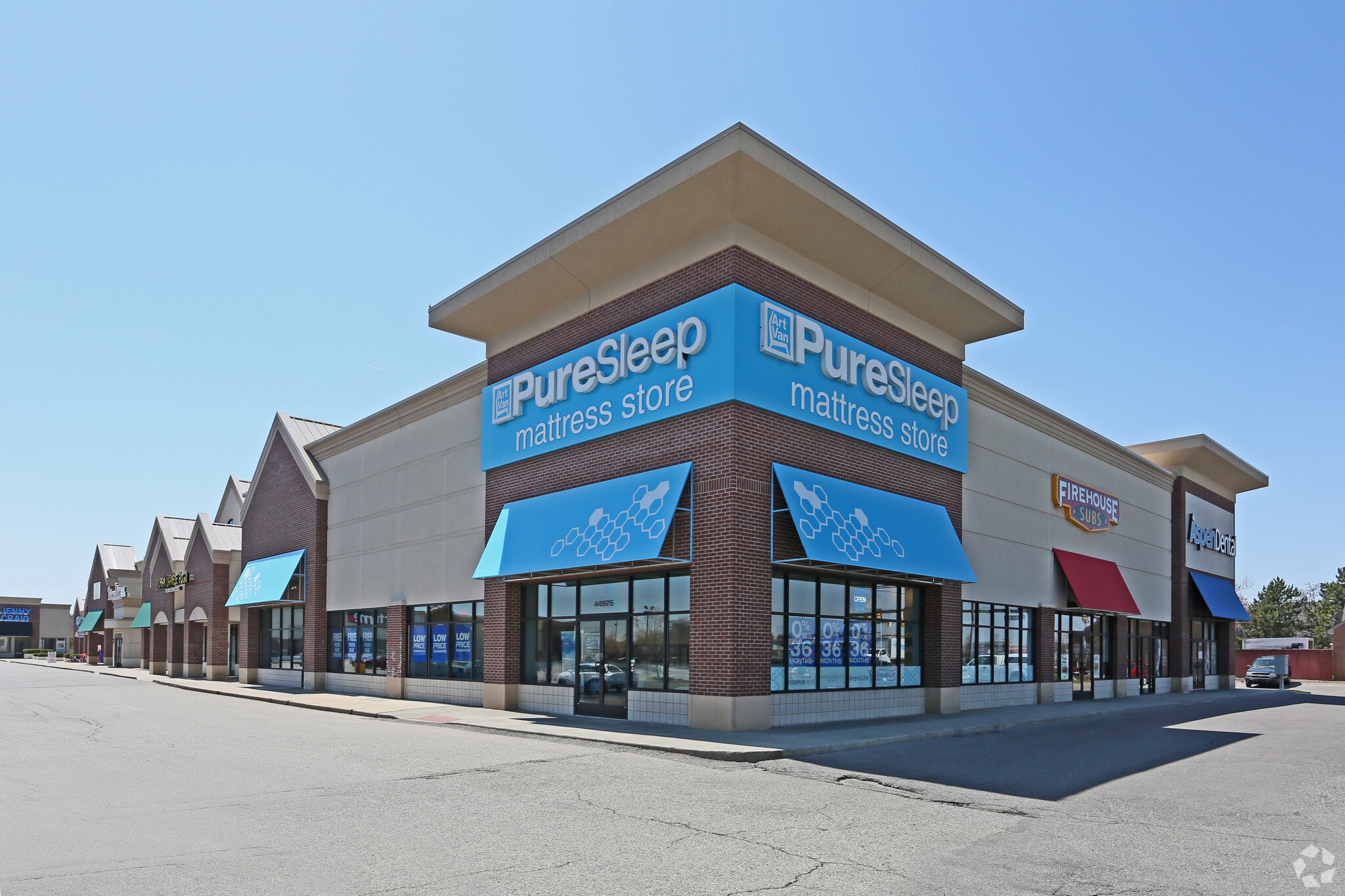 44801-44975 Hayes Rd, Sterling Heights, MI for lease Building Photo- Image 1 of 6