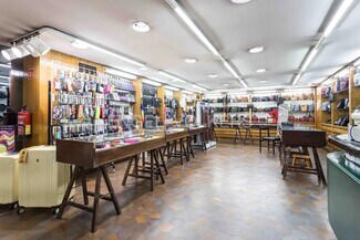 Plus de détails pour Commerce de détail à vendre