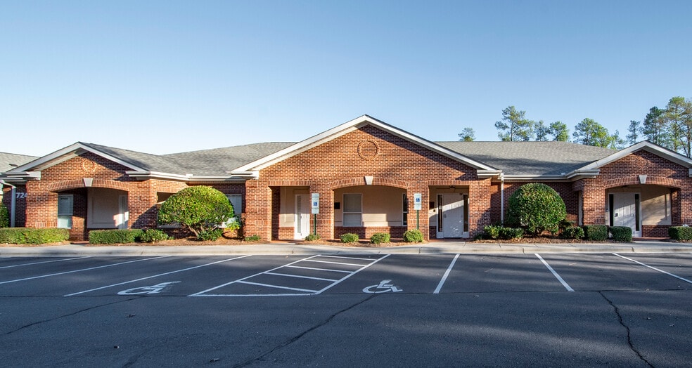 7245 Pineville-Matthews Rd, Charlotte, NC for sale - Building Photo - Image 2 of 6