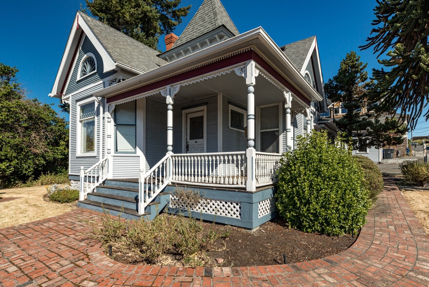 1199 SE Dock St, Oak Harbor, WA à vendre - Photo du bâtiment - Image 3 de 11