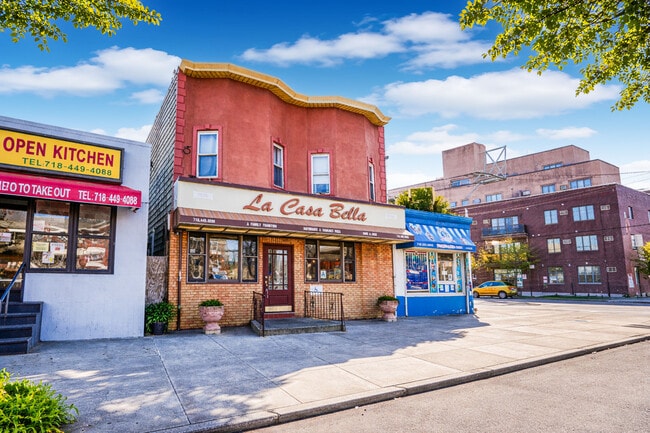 Plus de détails pour 2579 Cropsey Ave, Brooklyn, NY - Commerce de détail à vendre