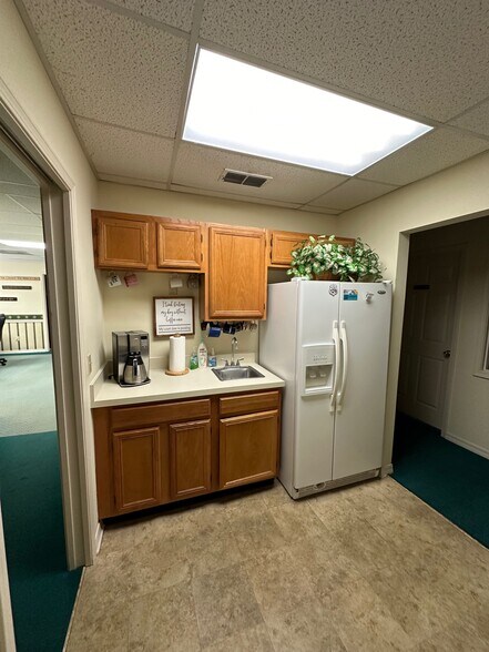 3840 Williamsburg Park Blvd, Jacksonville, FL à louer - Photo du bâtiment - Image 2 de 6