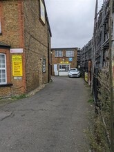 42a Feltham Rd, Ashford for lease Interior Photo- Image 2 of 2